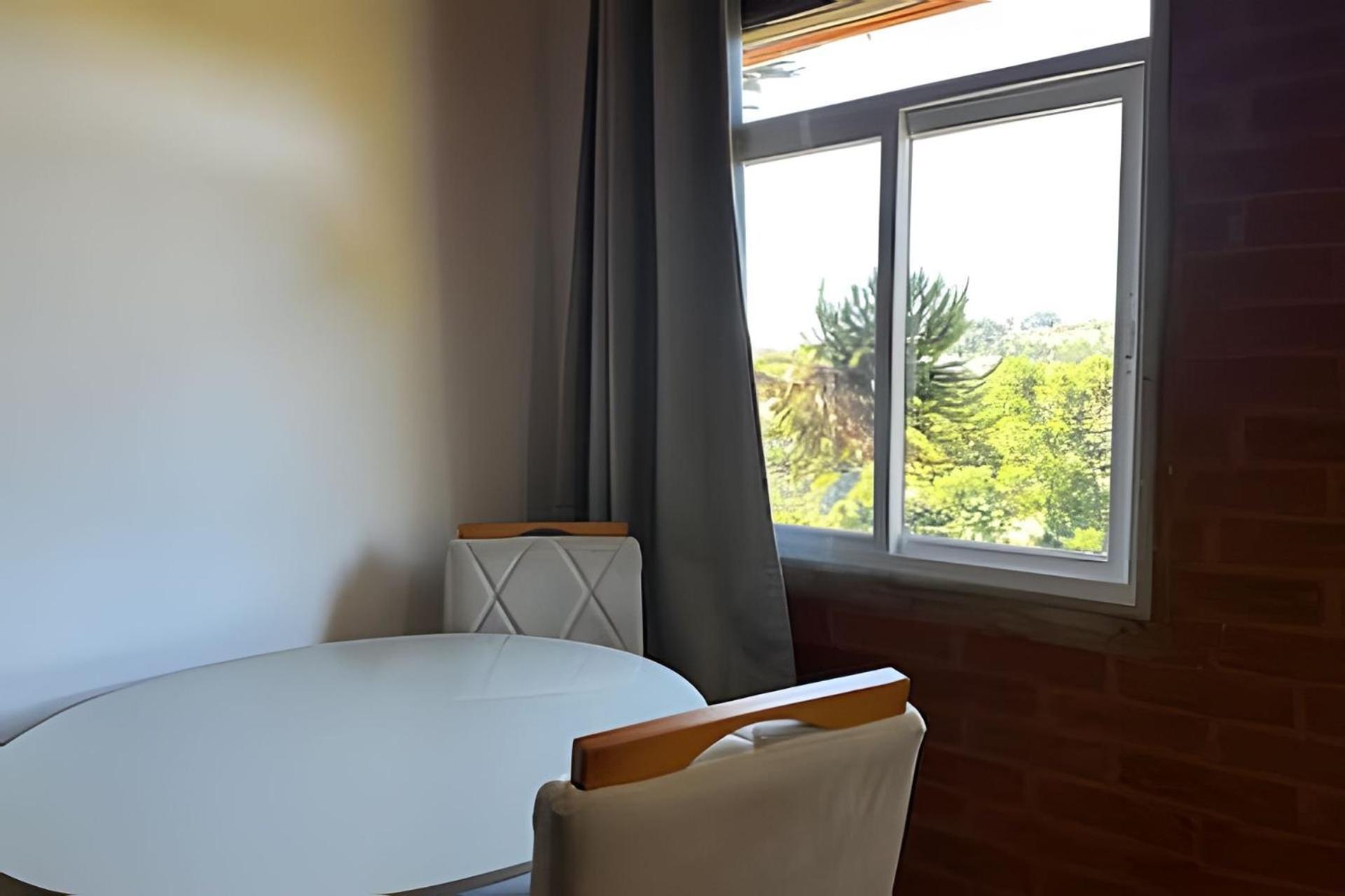Suites Saint Louis - Conforto Do Lado Do Centro Turistico Кампус-ду-Жордау Экстерьер фото