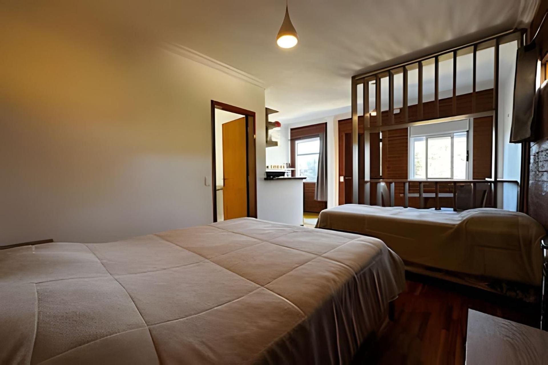 Suites Saint Louis - Conforto Do Lado Do Centro Turistico Кампус-ду-Жордау Экстерьер фото